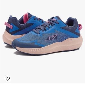 New shoes without box .